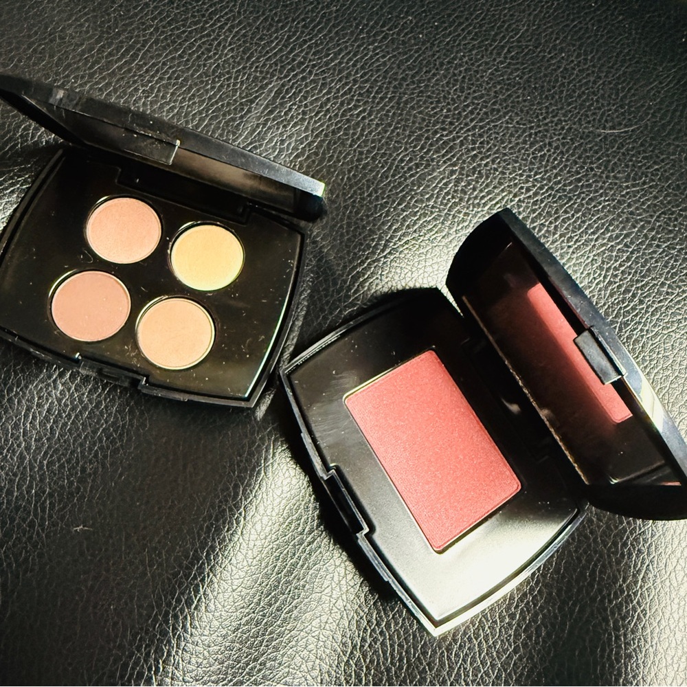 Lancome mini eyeshadow and blush palette